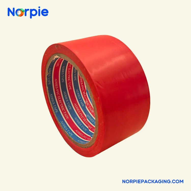 Чистая красная предупреждающая лента